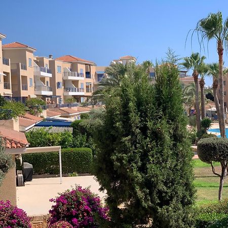 King'S Palace - Spacious 2 Bed, 2 Bath With Sea And Pool Views Пафос Екстериор снимка