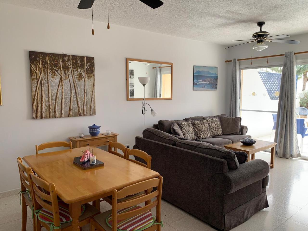 King'S Palace - Spacious 2 Bed, 2 Bath With Sea And Pool Views Пафос Екстериор снимка